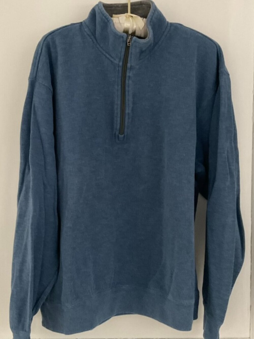 Orvis' Men's Large Half-Zip Blue Sweater Pullover - Great Condition